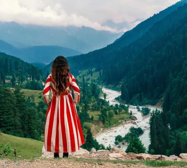 Kashmir Honeymoon packages