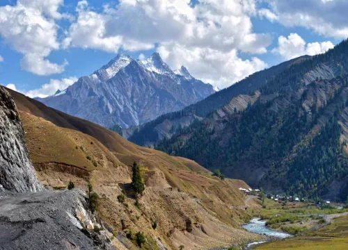 Gurez Valley in Kashmir : Everything You Need To Know