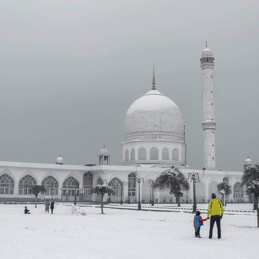 Hazratbal Shrine in Srinagar