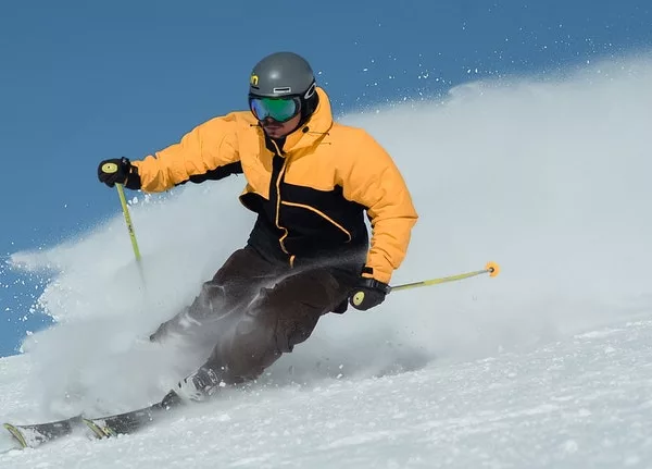 Skiing in Gulmarg